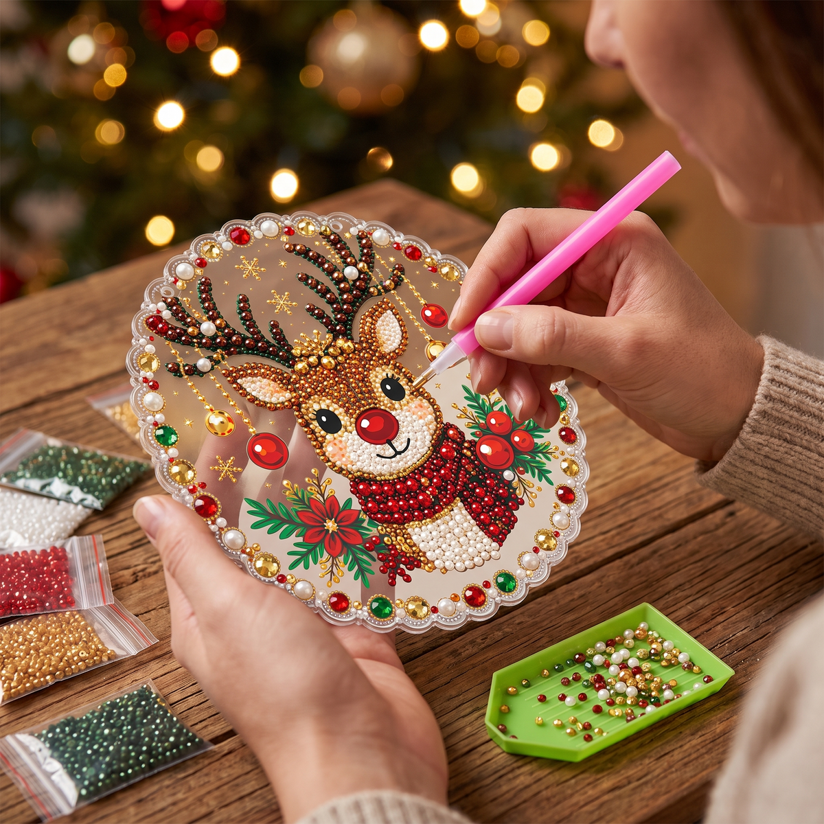 Making the Reindeer ornament with the diamond-art pen